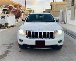 جیپ گراند شیرۆکی